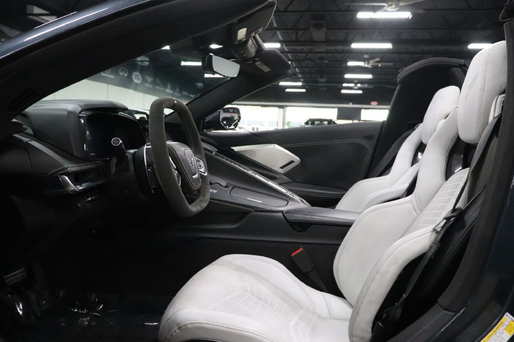 2021 Chevrolet Corvette Image 16