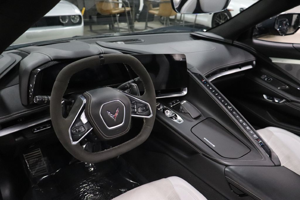 2021 Chevrolet Corvette Image 18