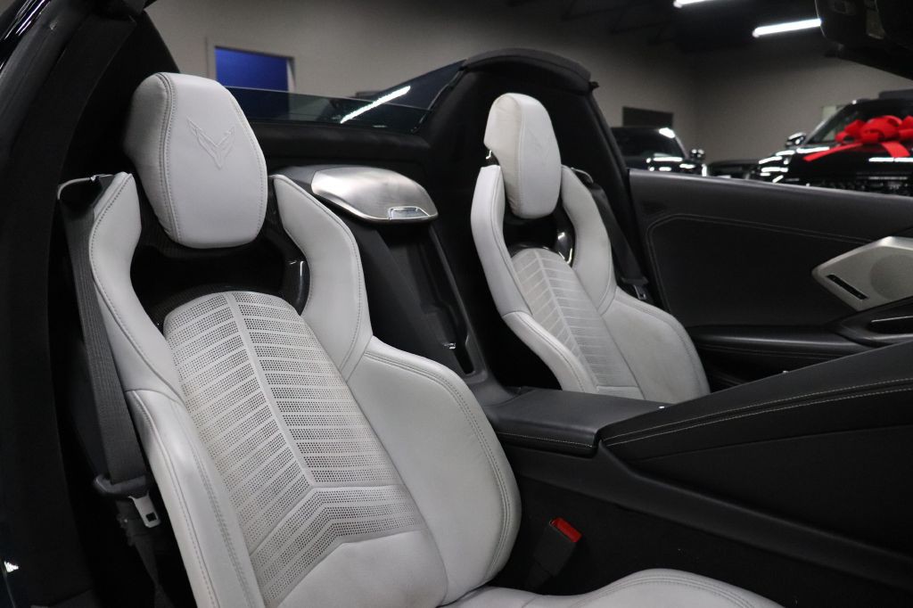 2021 Chevrolet Corvette Image 22