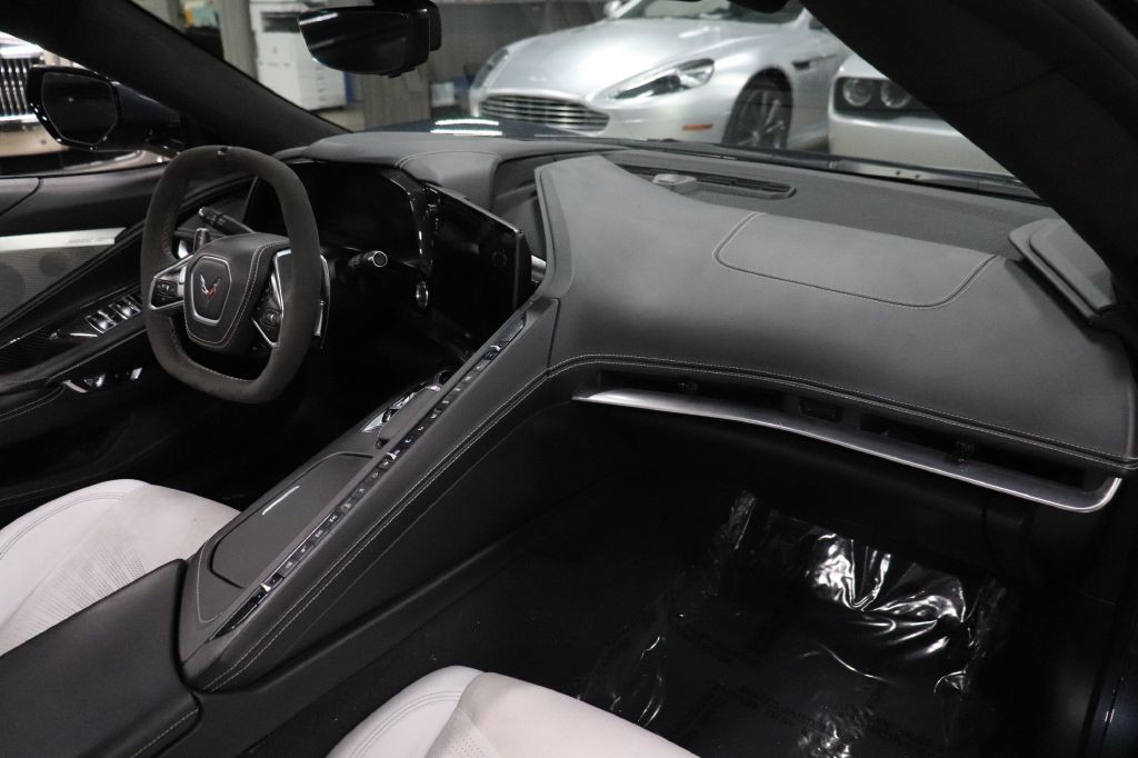 2021 Chevrolet Corvette Image 23