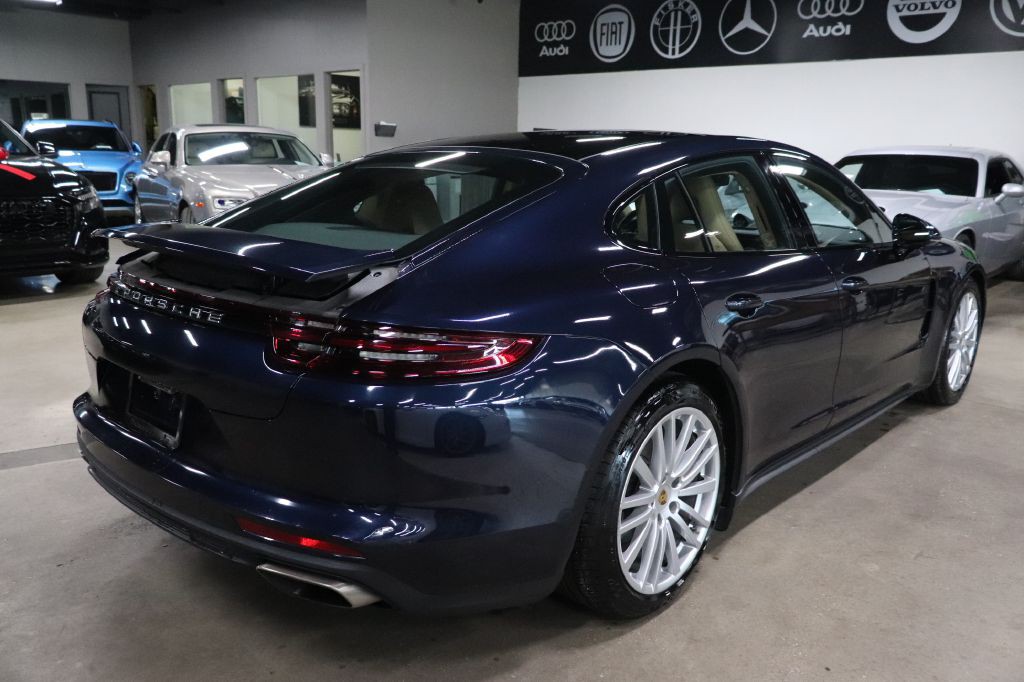 2020 Porsche Panamera Image 5