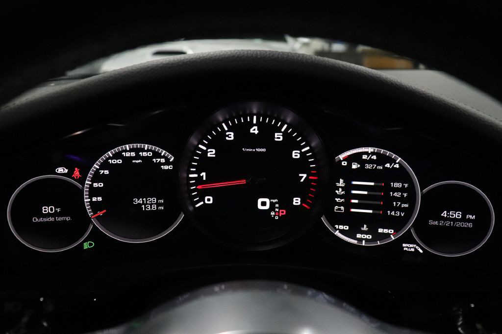 2020 Porsche Panamera Image 37