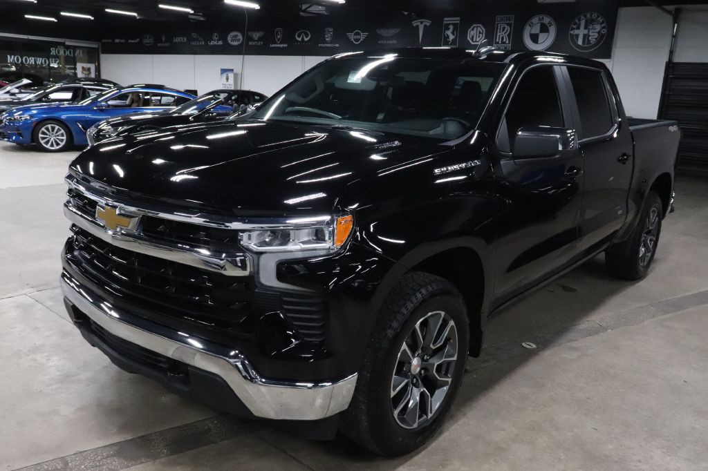 2025 Chevrolet Silverado 1500 Image 1