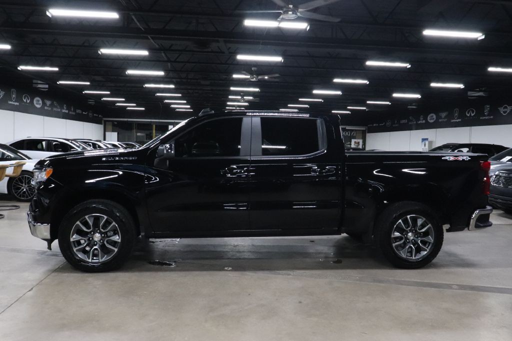 2025 Chevrolet Silverado 1500 Image 2