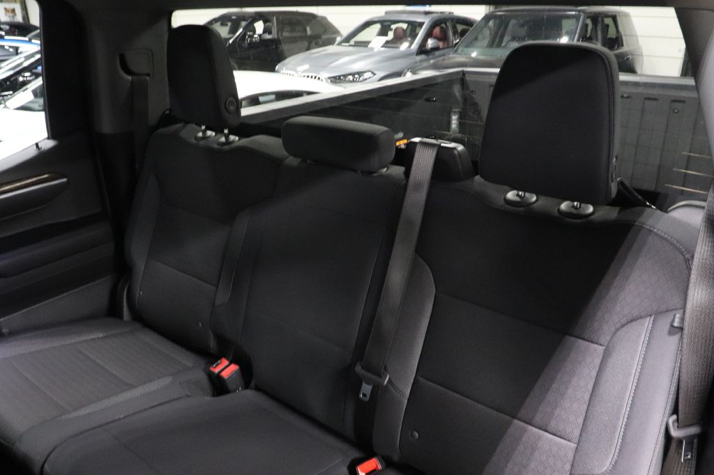 2025 Chevrolet Silverado 1500 Image 16