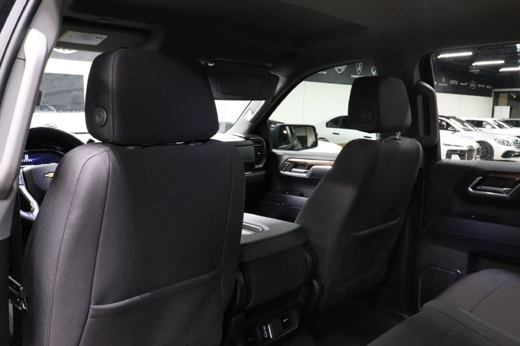2025 Chevrolet Silverado 1500 Image 17