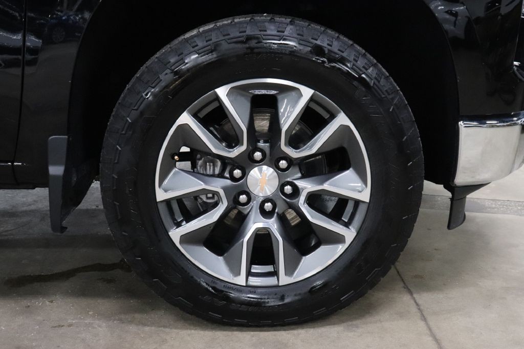 2025 Chevrolet Silverado 1500 Image 39