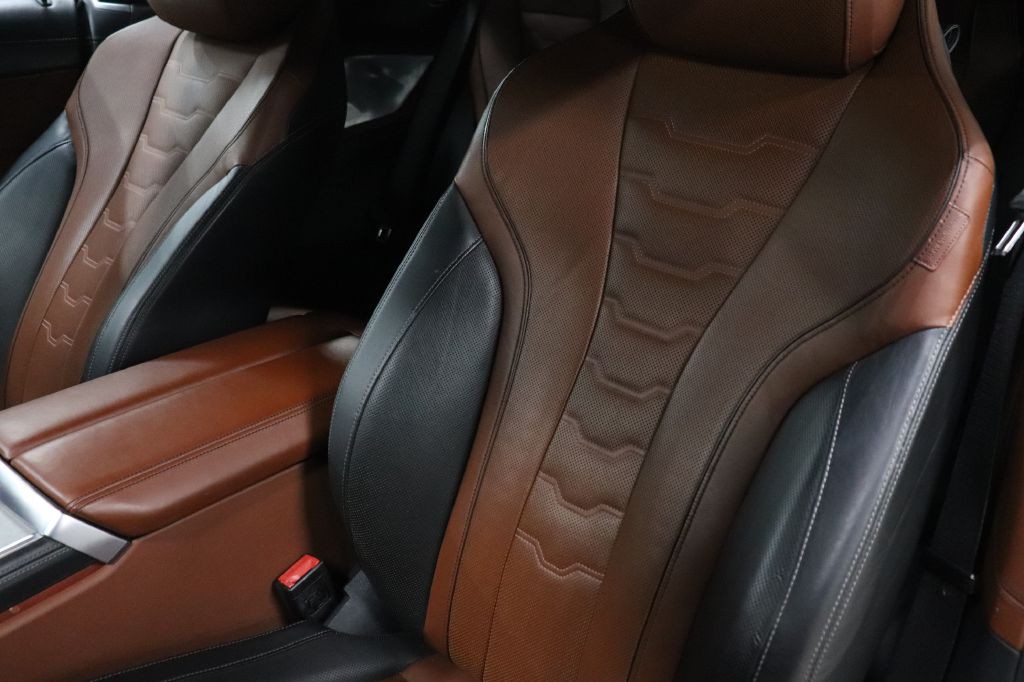 2019 BMW 8 Series Image 19