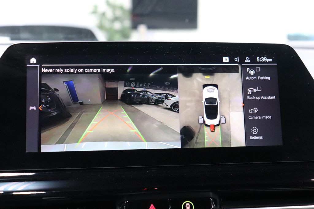 2019 BMW 8 Series Image 25