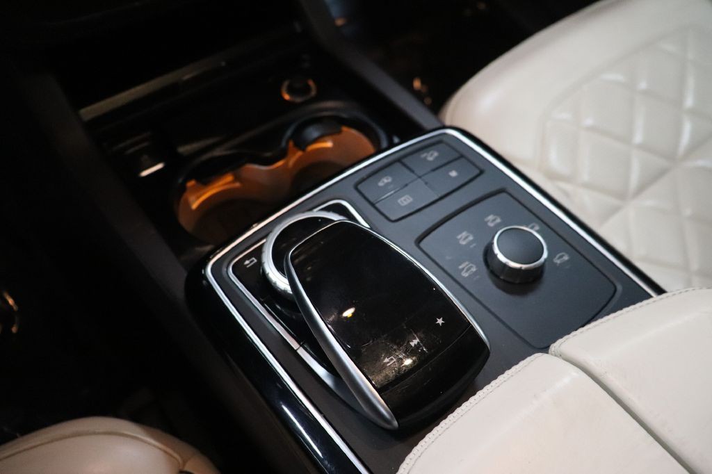 2019 Mercedes-Benz GLS-Class Image 32