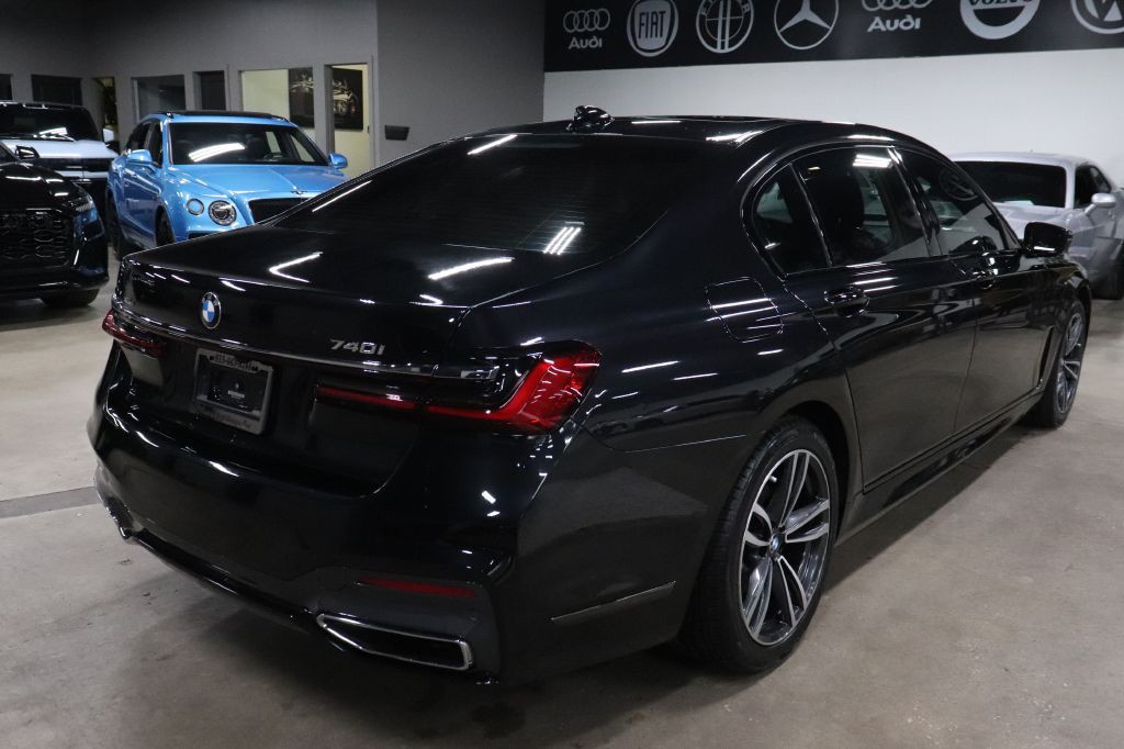 2022 BMW 7 Series Image 5