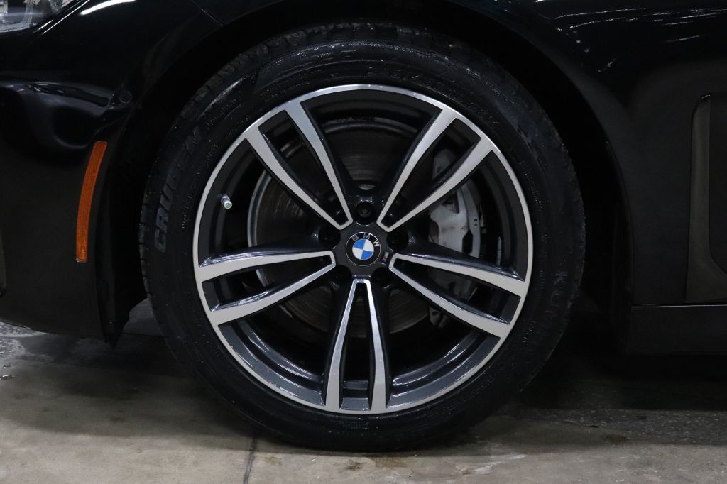 2022 BMW 7 Series Image 40