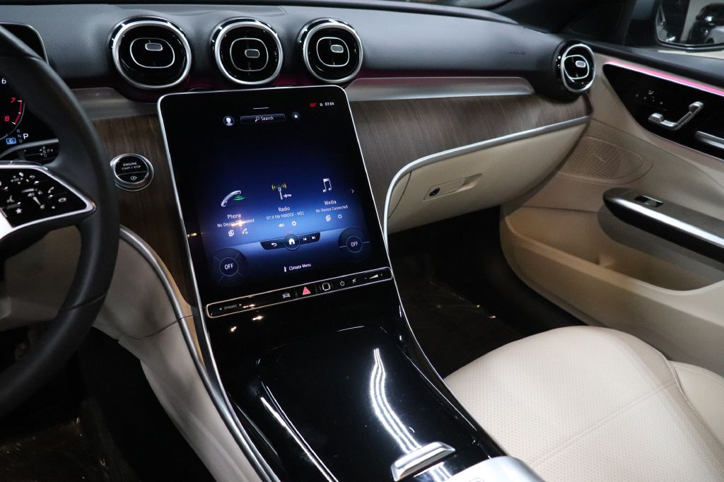 2023 Mercedes-Benz C-Class Image 31