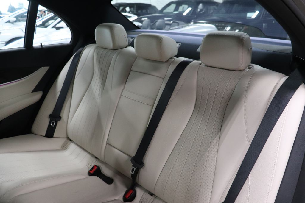 2019 Mercedes-Benz E-Class Image 16