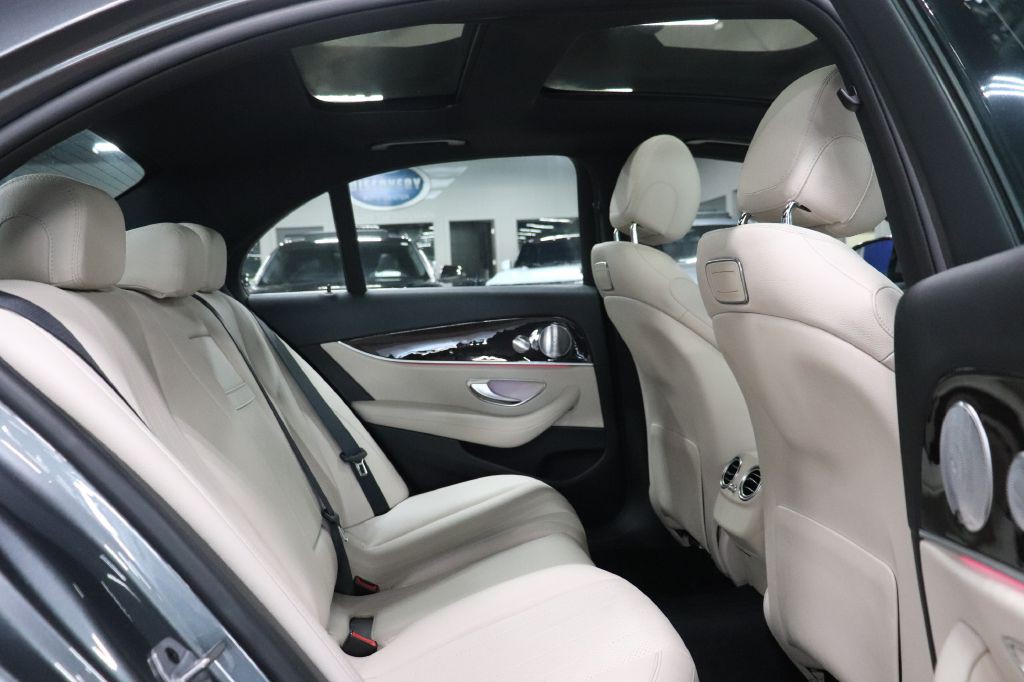2019 Mercedes-Benz E-Class Image 20