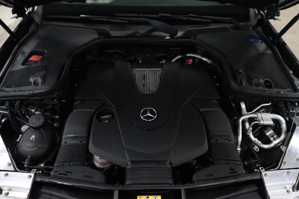 2019 Mercedes-Benz E-Class Image 27