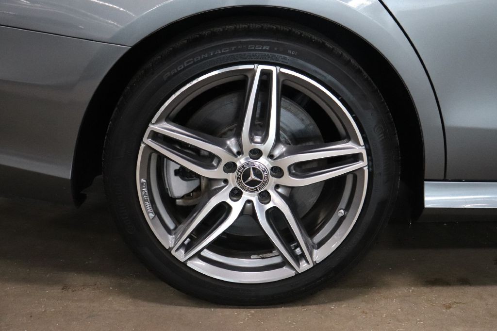 2019 Mercedes-Benz E-Class Image 41