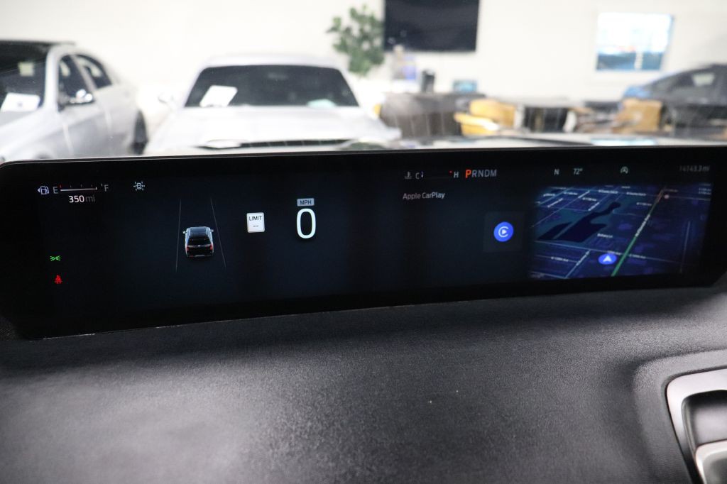 2025 Ford Expedition Image 15