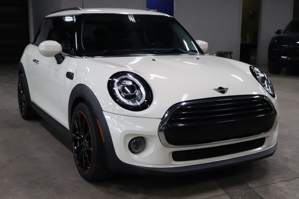2021 MINI Cooper Image 7