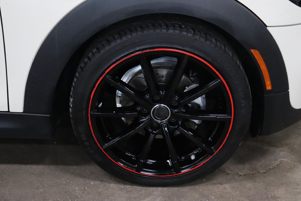 2021 MINI Cooper Image 31