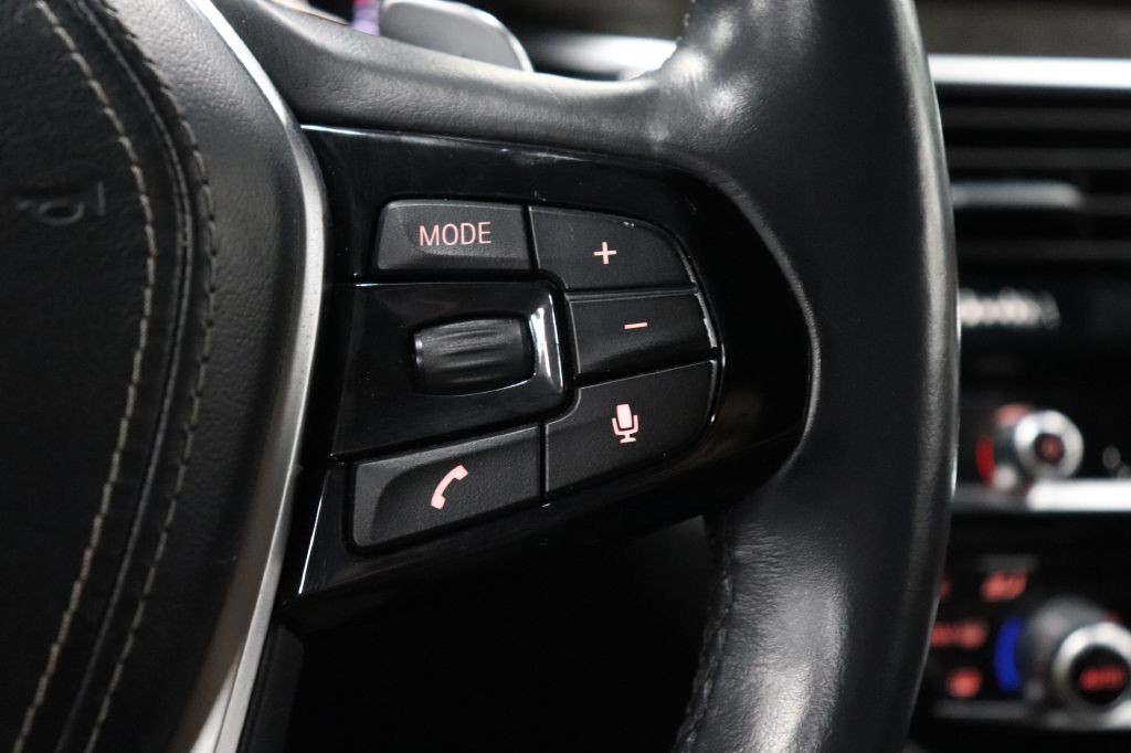 2017 BMW 5 Series Image 17