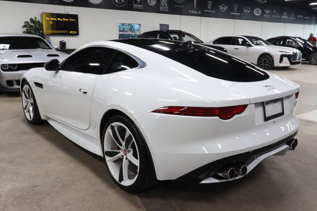 2016 Jaguar F-TYPE Image 3