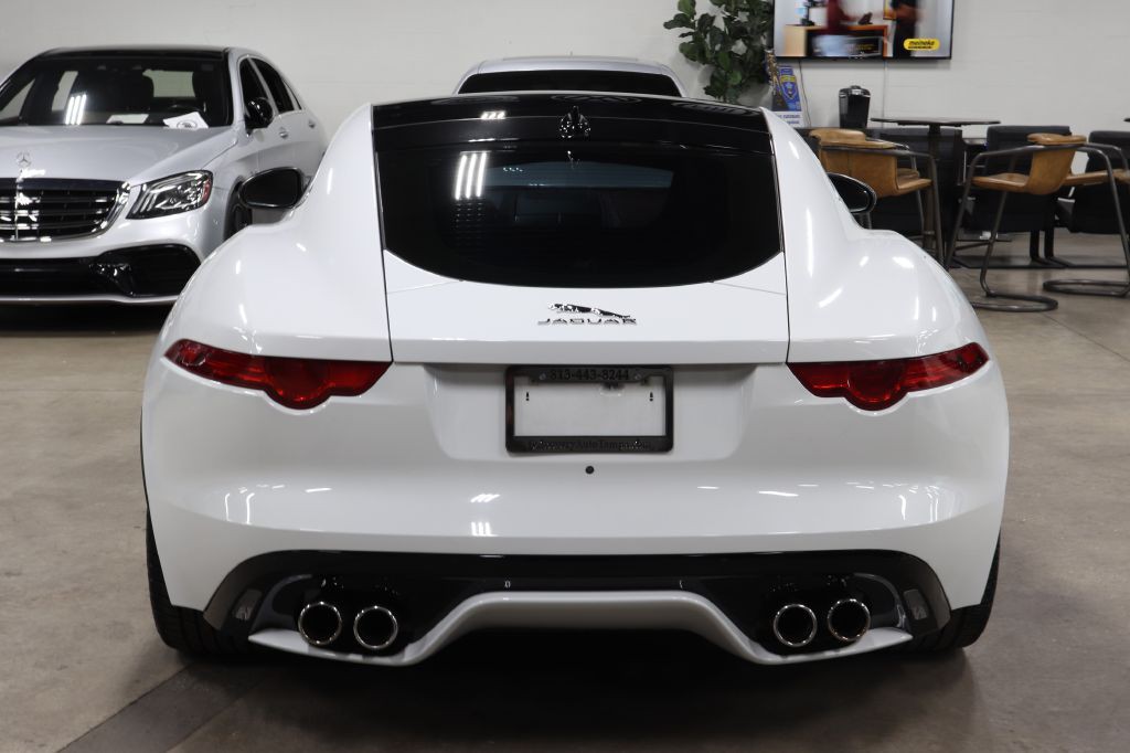 2016 Jaguar F-TYPE Image 4