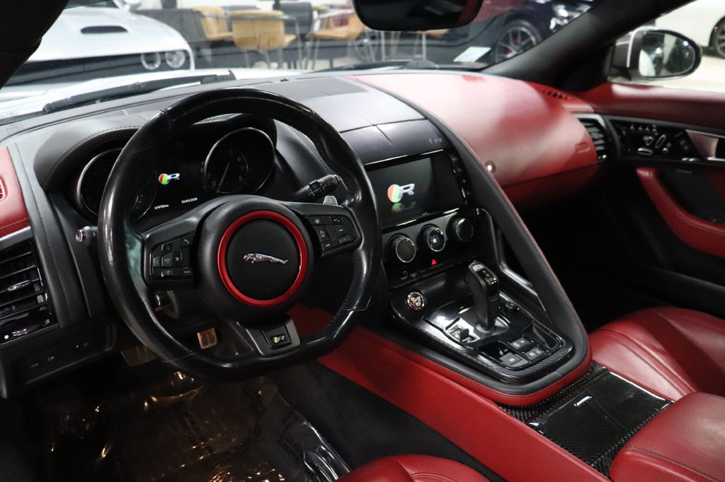 2016 Jaguar F-TYPE Image 13