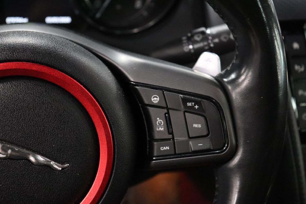 2016 Jaguar F-TYPE Image 21