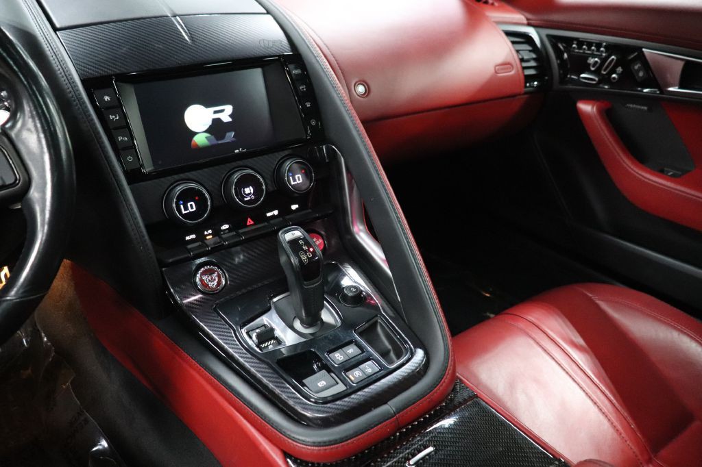 2016 Jaguar F-TYPE Image 22