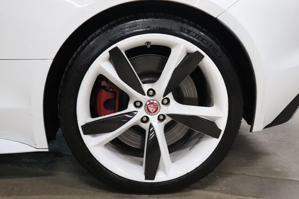 2016 Jaguar F-TYPE Image 30