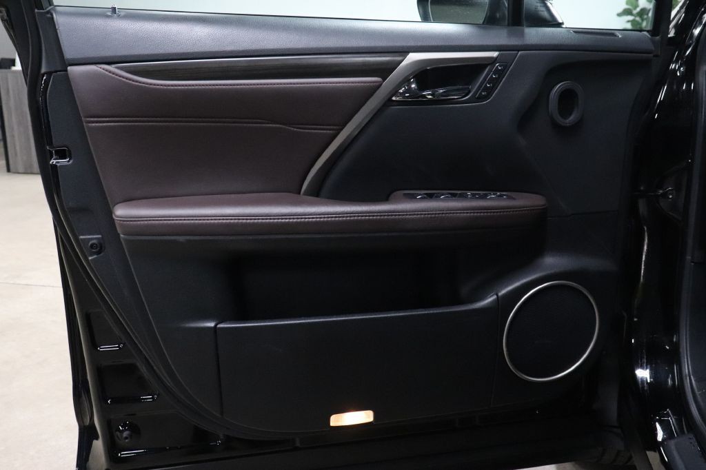 2016 Lexus RX Image 9