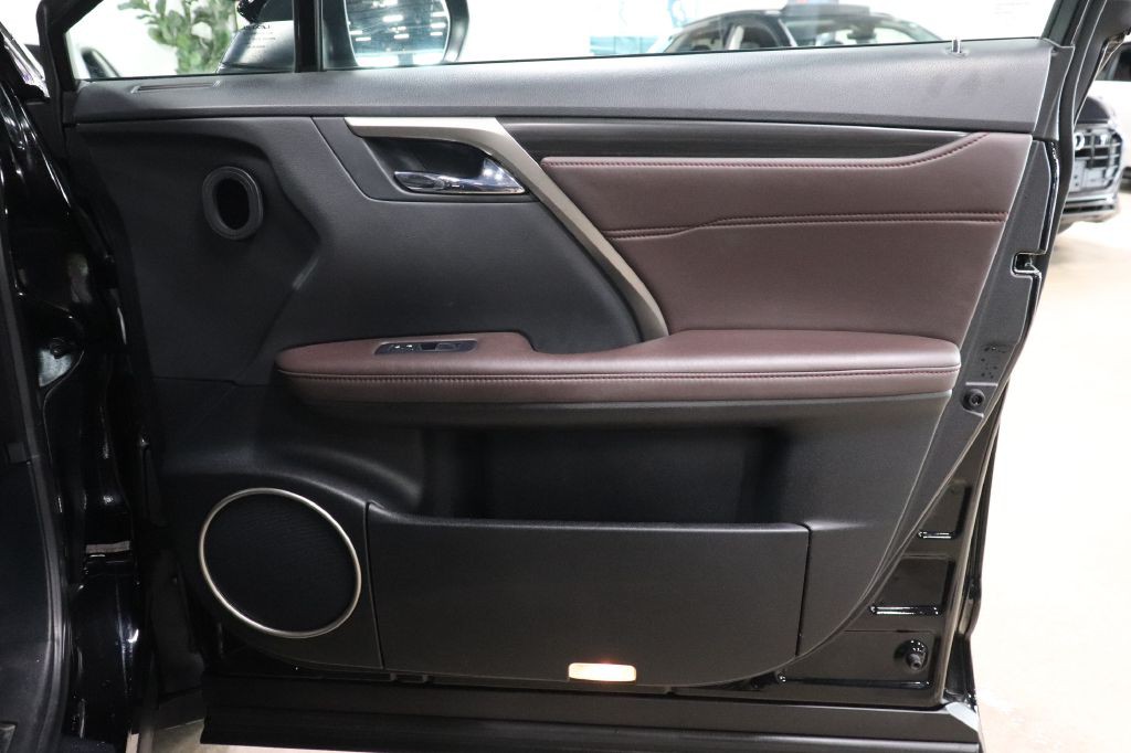 2016 Lexus RX Image 24