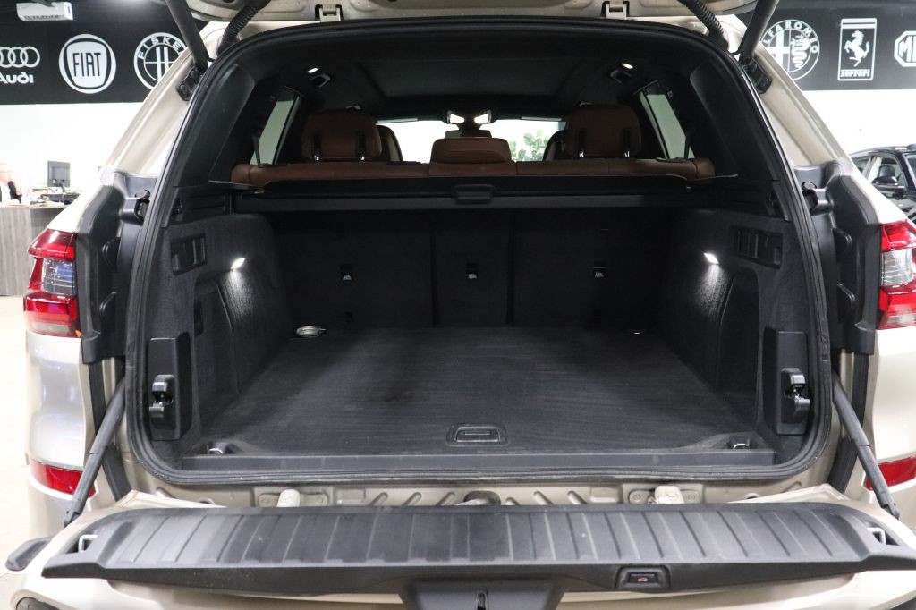 2019 BMW X5 Image 22