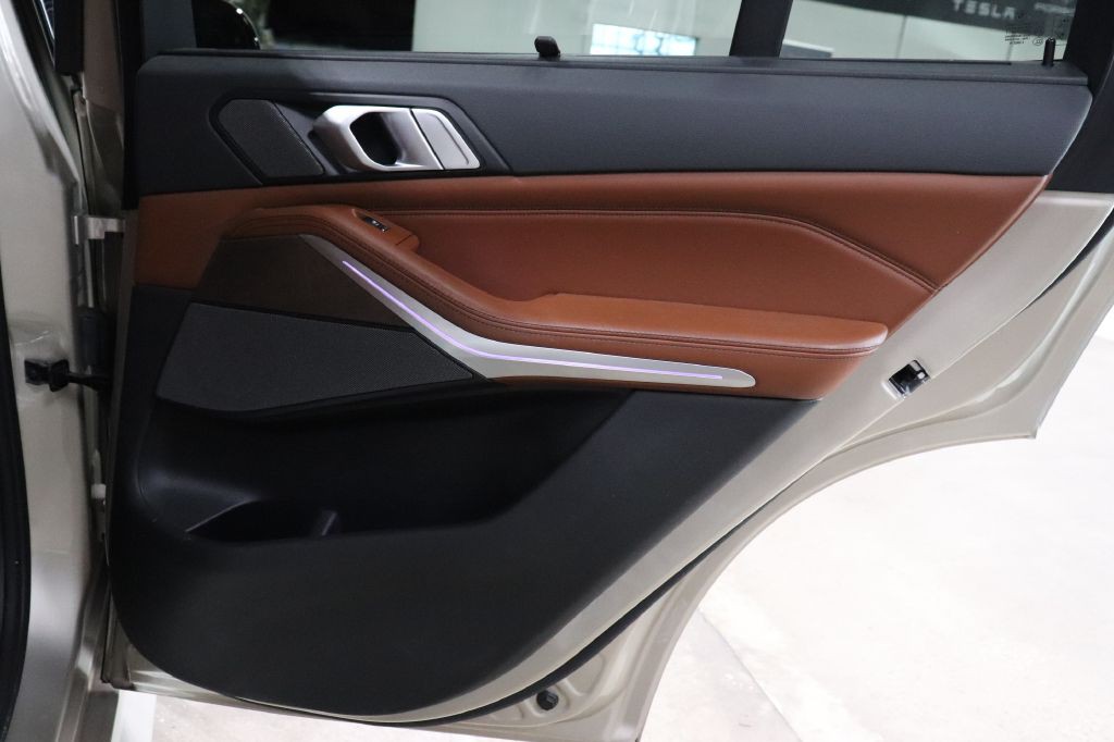 2019 BMW X5 Image 23