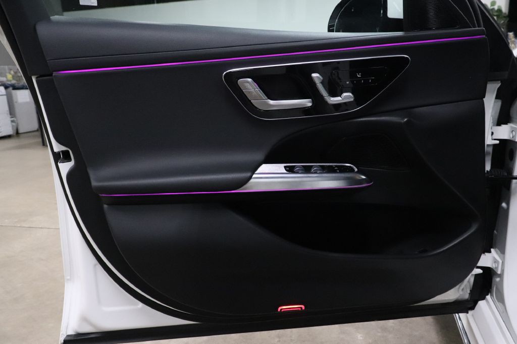 2025 Mercedes-Benz E-Class Image 9