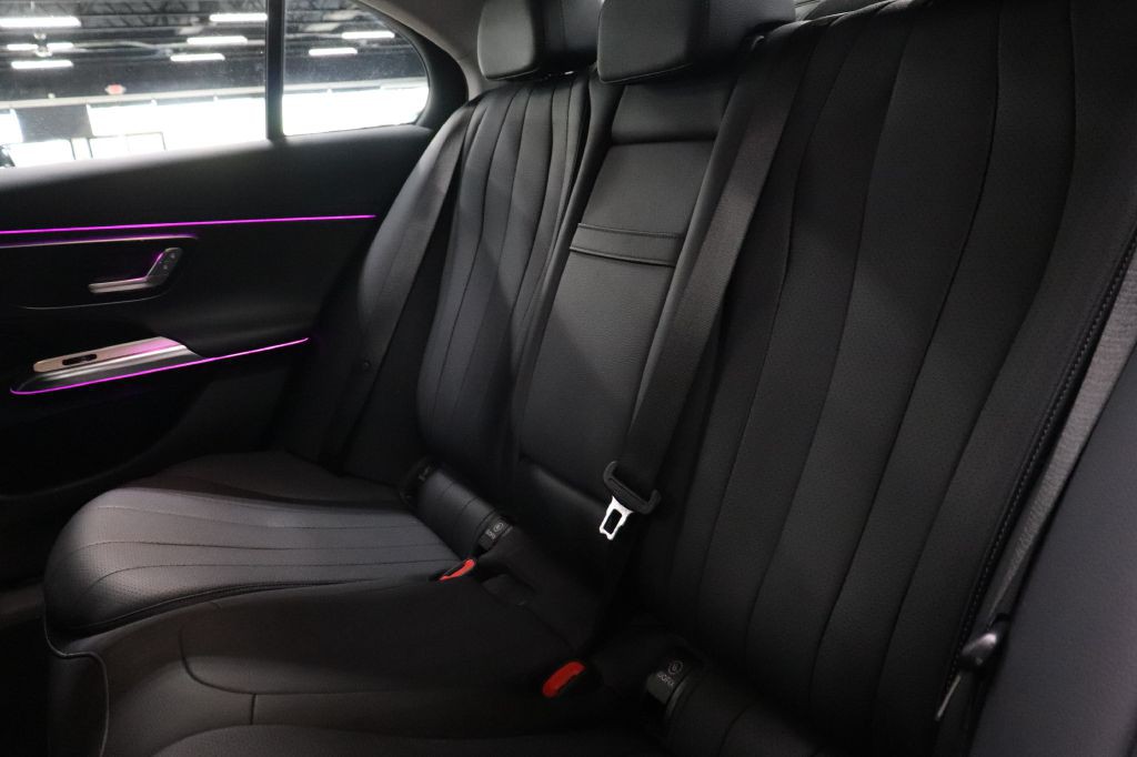 2025 Mercedes-Benz E-Class Image 20