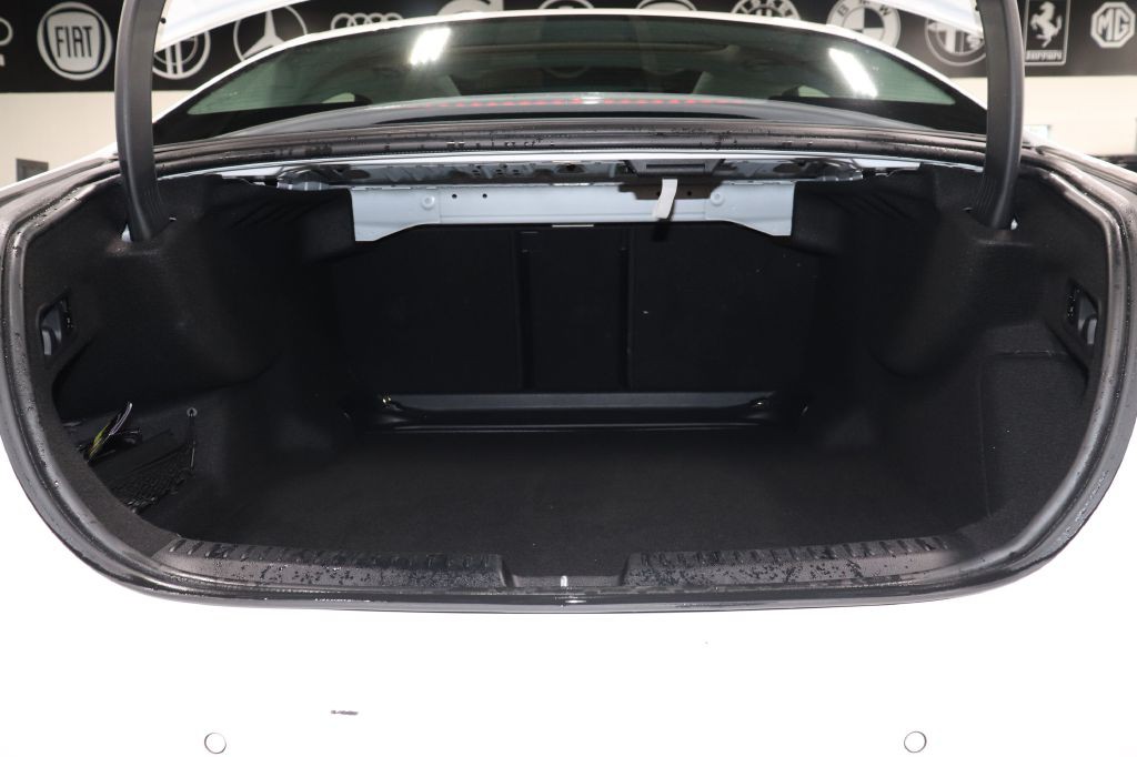 2025 Mercedes-Benz E-Class Image 21