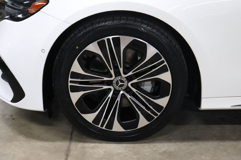 2025 Mercedes-Benz E-Class Image 28