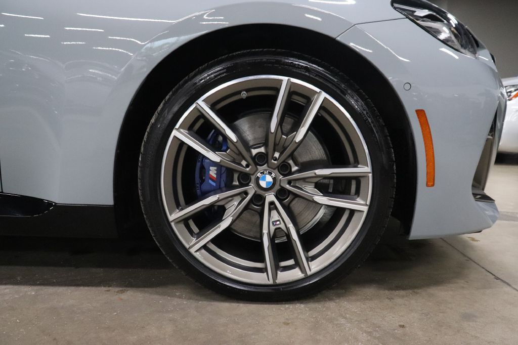 2024 BMW 2 Series Image 27