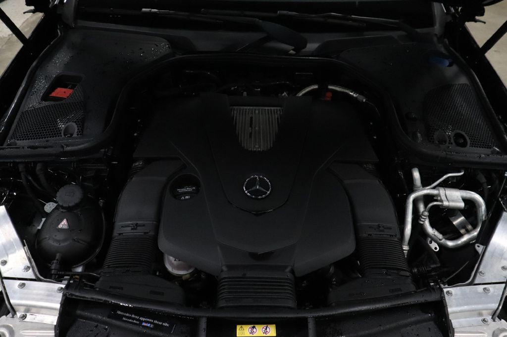 2018 Mercedes-Benz E-Class Image 20