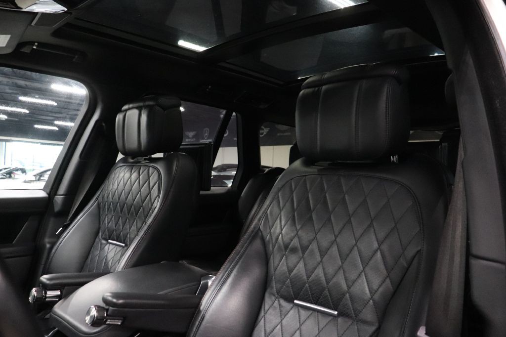 2019 Land Rover Range Rover Image 11