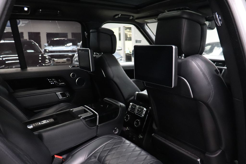 2019 Land Rover Range Rover Image 23