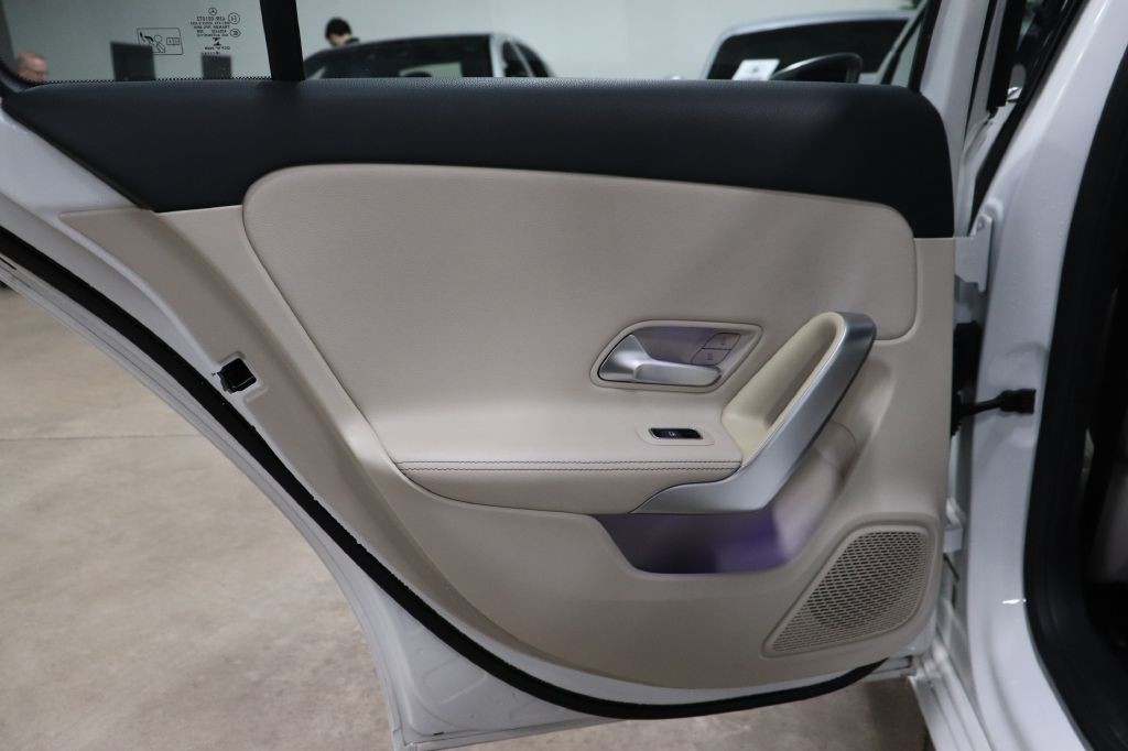 2019 Mercedes-Benz A Image 14