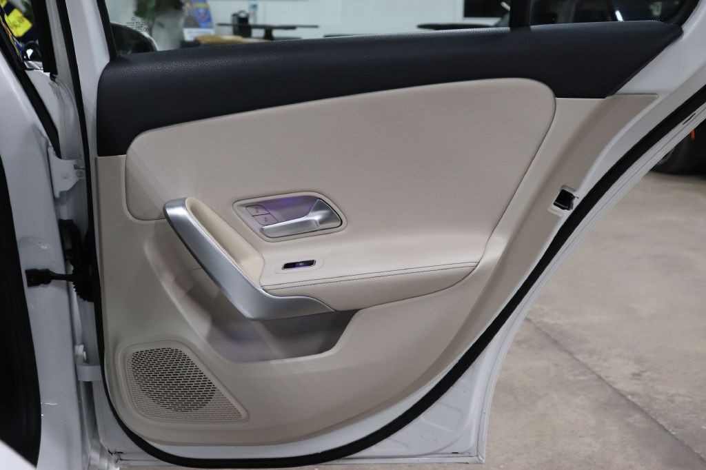 2019 Mercedes-Benz A Image 19