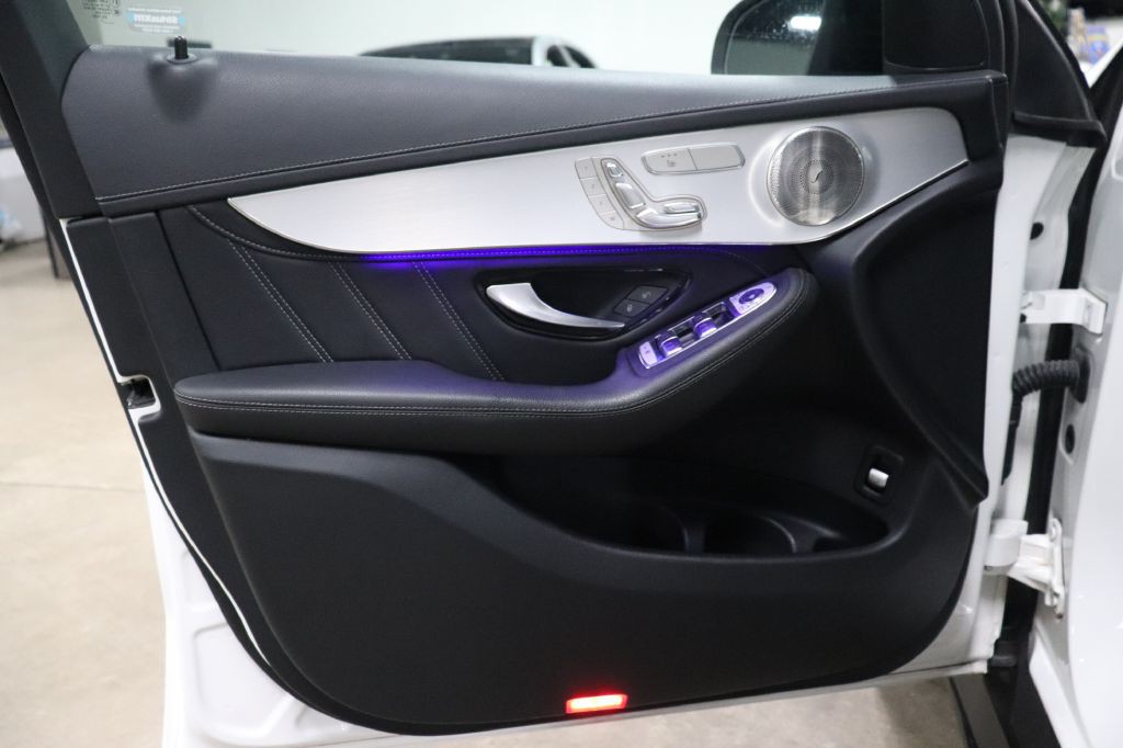 2021 Mercedes-Benz GLC-Class Image 9