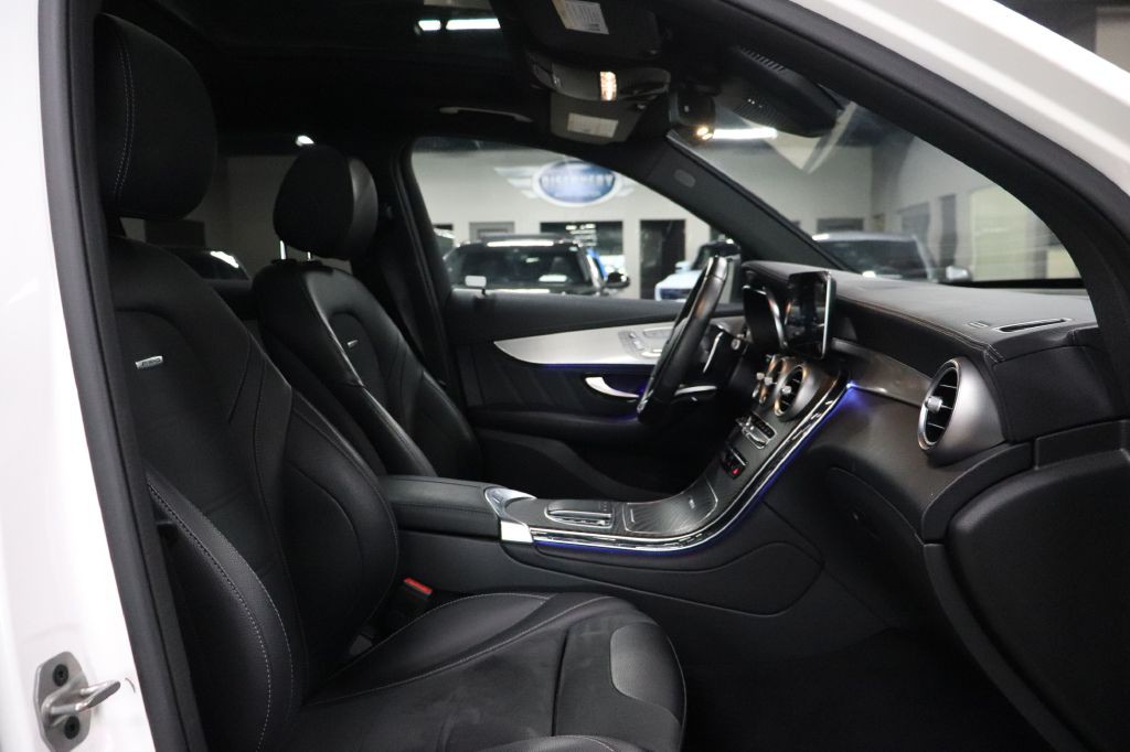 2021 Mercedes-Benz GLC-Class Image 24