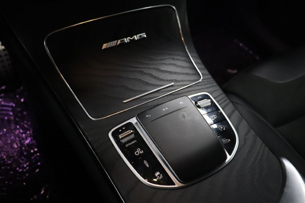 2021 Mercedes-Benz GLC-Class Image 32