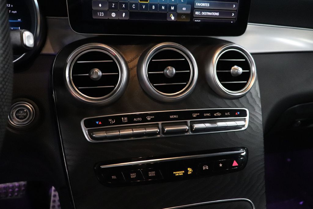 2021 Mercedes-Benz GLC-Class Image 33