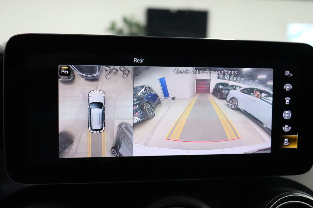 2021 Mercedes-Benz GLC-Class Image 36